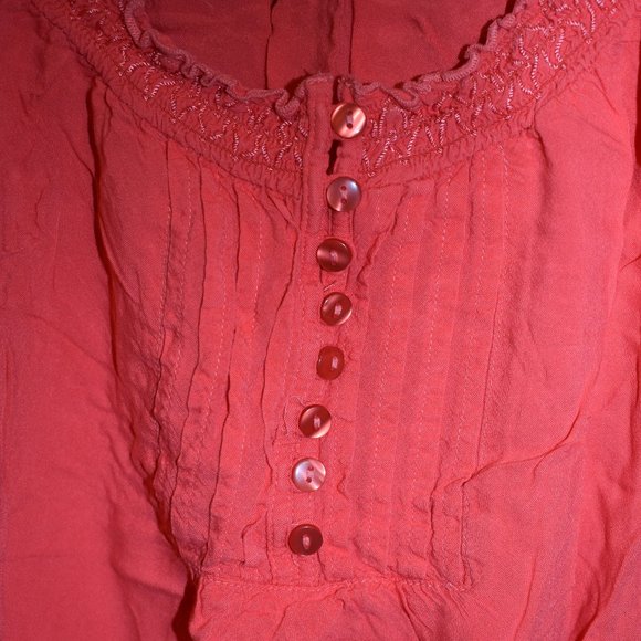 Coral Cap Sleeve Top With Pintuck Details - Picture 3 of 6